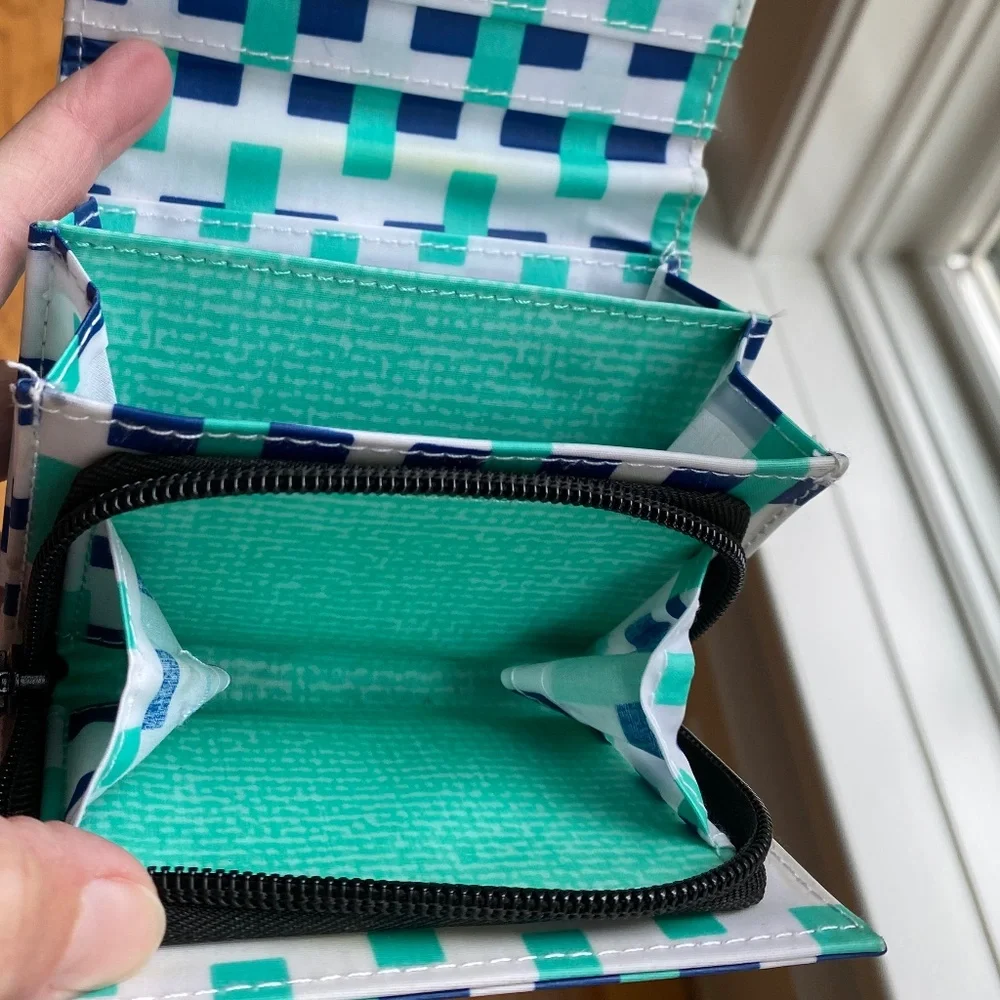 Scout wallet blue green white